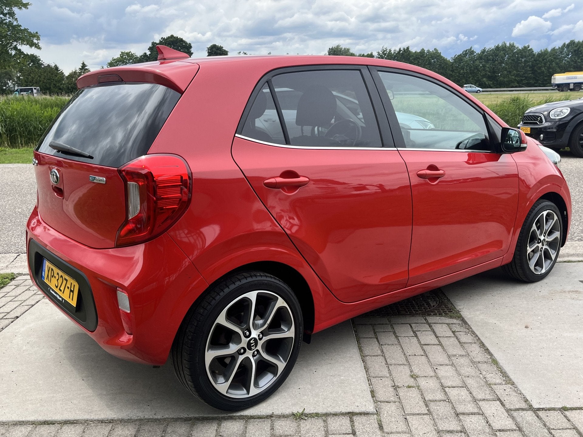 Kia Picanto 1.0 CVVT Design Edition / Parkeer Camera / Navig, Auto's, Voorwielaandrijving, 12 maanden, Gebruikt, 4 stoelen