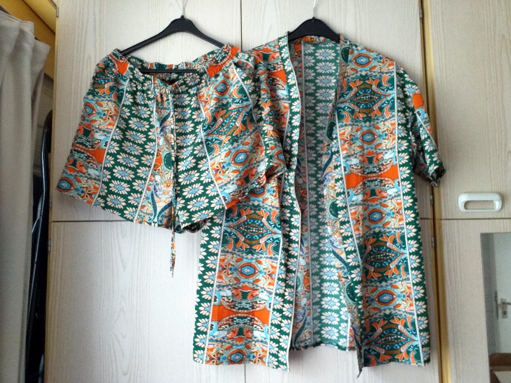 Blouse en kort broekje, Shein, mt L, Overige kleuren, Maat 42/44 (L), Ophalen of Verzenden, Gedragen