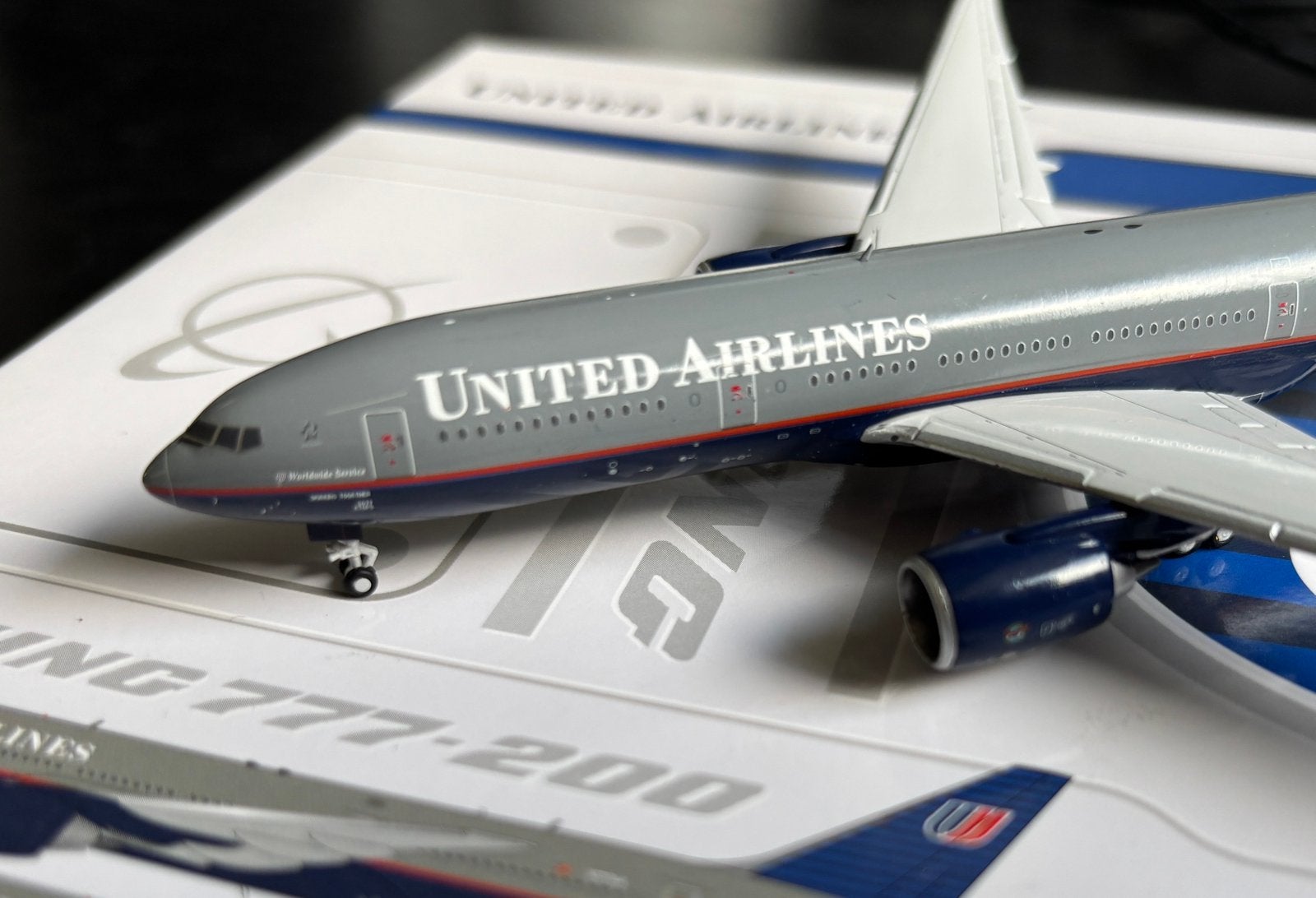 1:400 United Airlines Boeing 777-200 JC Wings, Verzamelen, Luchtvaart en Vliegtuigspotten, Verzenden, Zo goed als nieuw, Schaalmodel