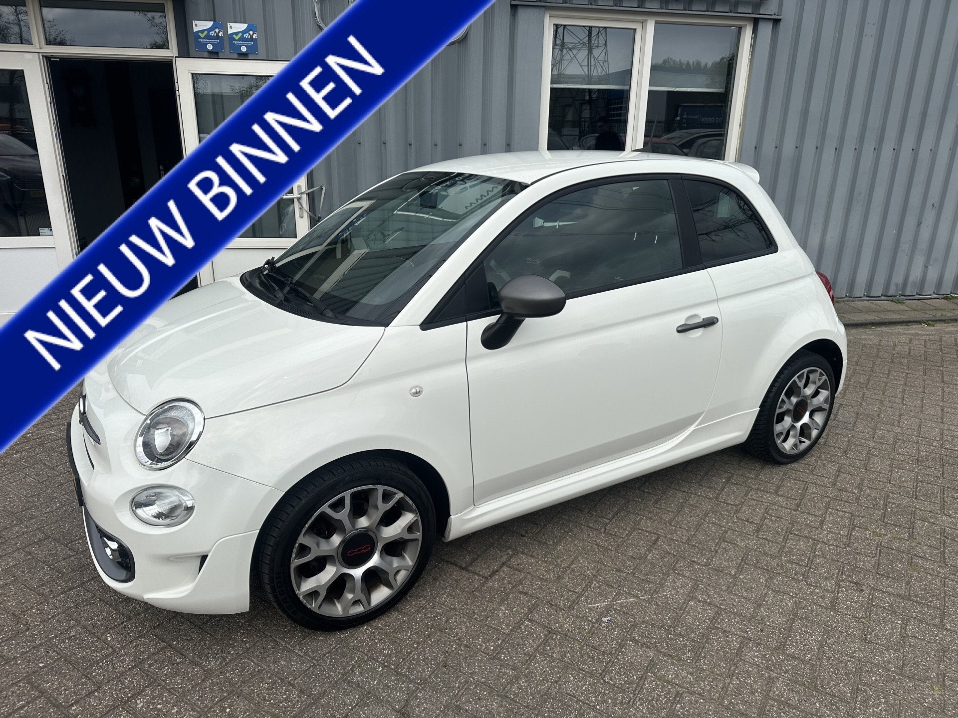 Fiat 500 0.9 TwinAir Turbo Sport (bj 2016), Auto's, Fiat, Voorwielaandrijving, Gebruikt, Leder en Stof, Origineel Nederlands