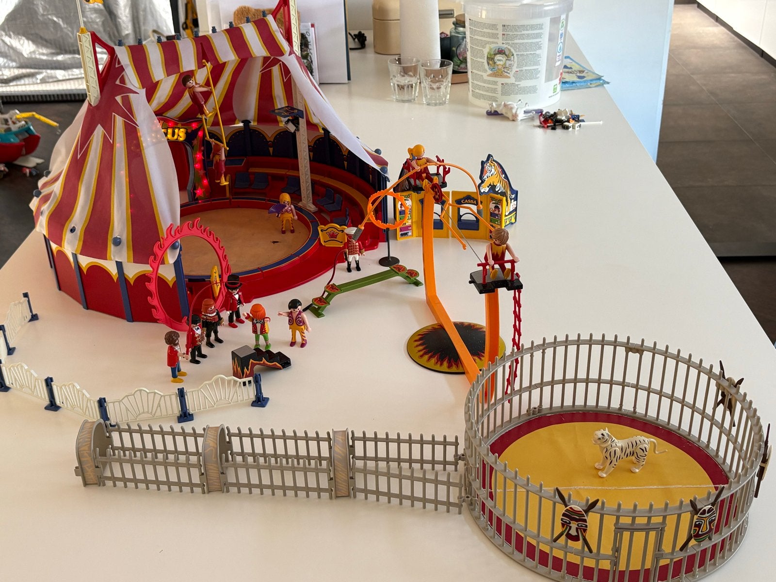Playmobil Circus met dierenkooi en accessoires 4230 + 4233, Ophalen, Gebruikt