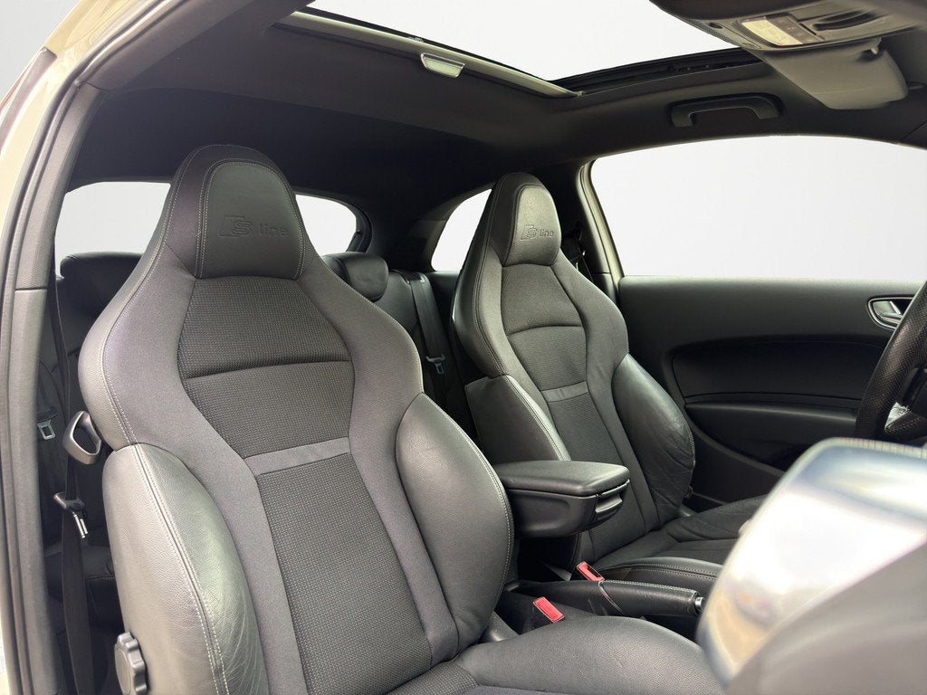 Audi A1 1.4 TFSI S-Line|Automaat|Panoramadak|Kuipstoelen, Auto's, Audi, Euro 5, 4 cilinders, 4 stoelen, Leder en Stof