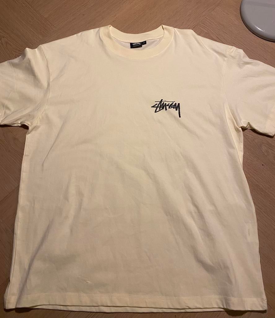 Stüssy T shirt beige, Kleding | Heren, T-shirts, Ophalen of Verzenden, Nieuw, Maat 56/58 (XL), Beige