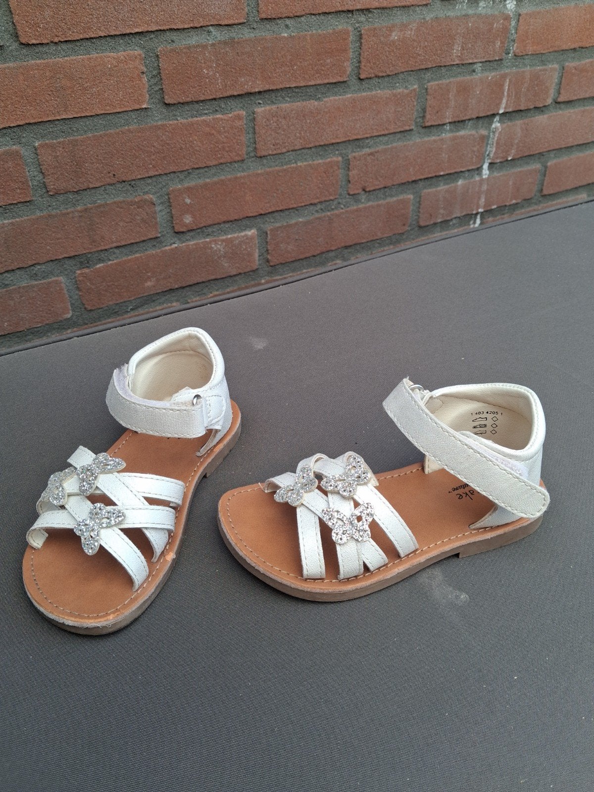 Leuke witte sandaaltjes met vlinders maat 24, Ophalen, Meisje, Overige typen, Cupcake