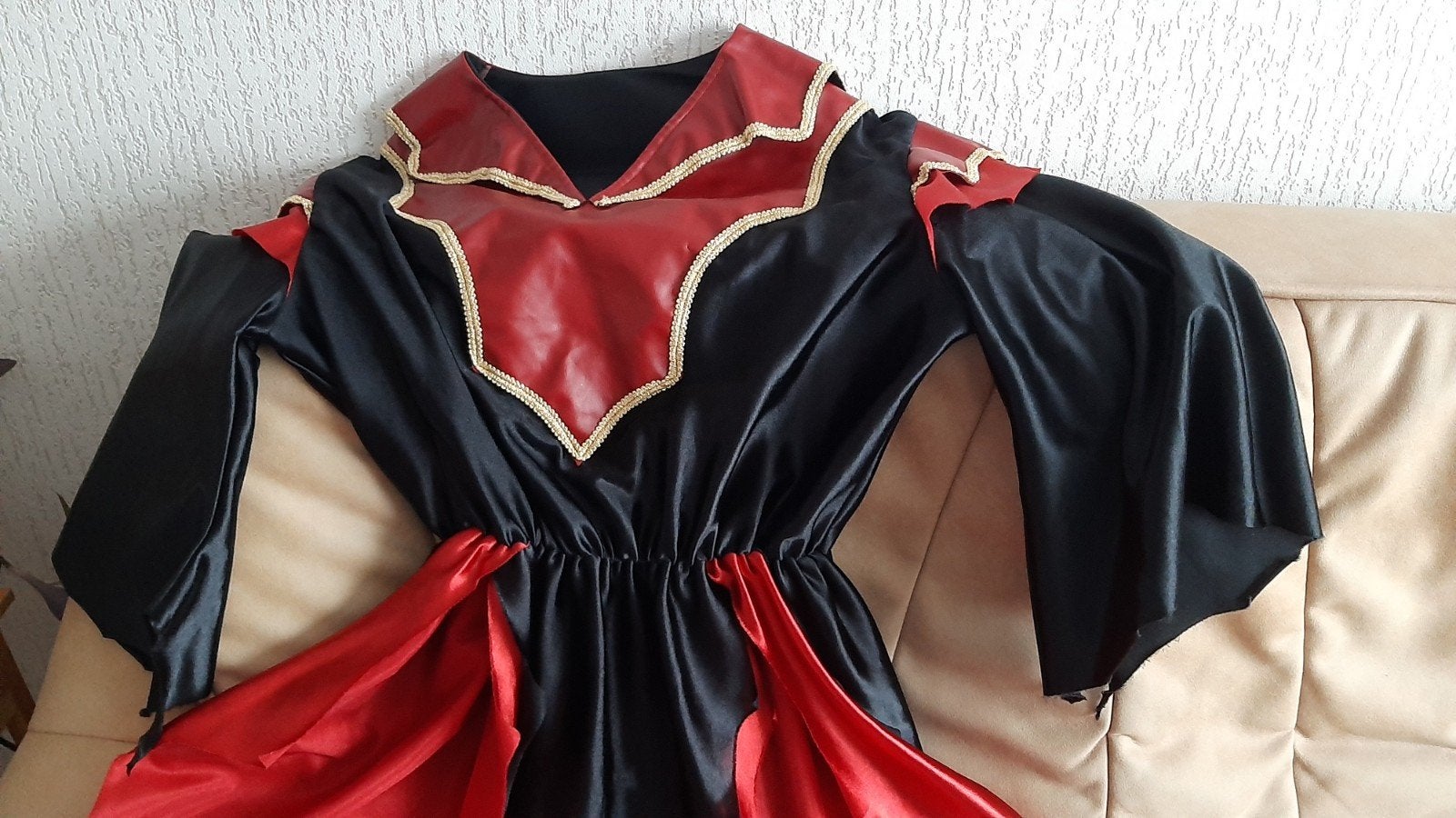 Dames duivel jurk - Maat 42/44, Maat 42/44 (L), Ophalen of Verzenden, Halloween, Kleding