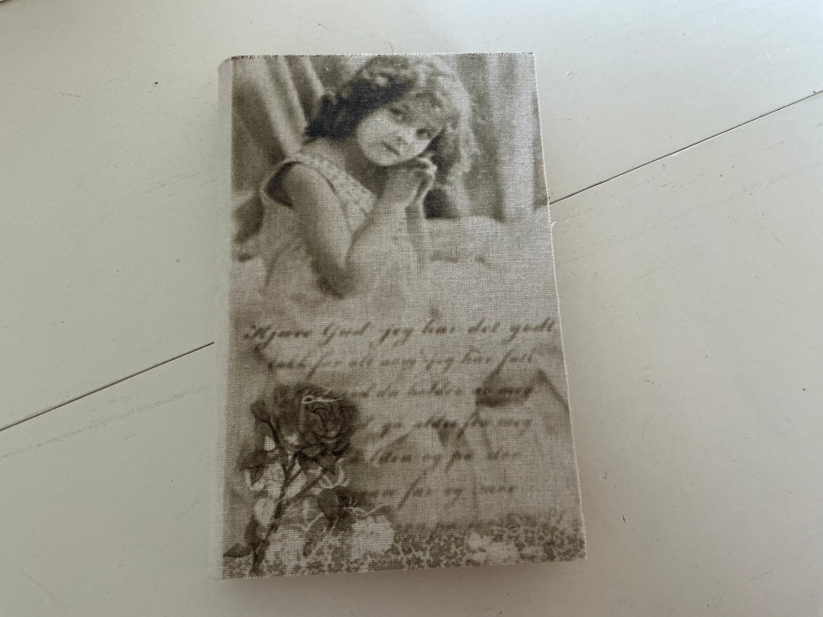 Kistje in vorm van boek, Ophalen of Verzenden, Nieuw