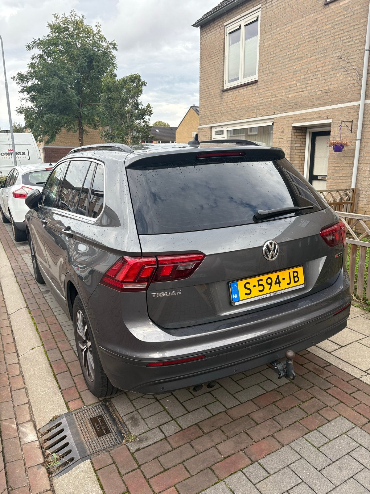 Volkswagen Tiguan 2.0 TDI 150pk 4Motion DSG 2019 Grijs, Auto's, Volkswagen, Automaat, 4 cilinders, 2500 kg, 14 km/l