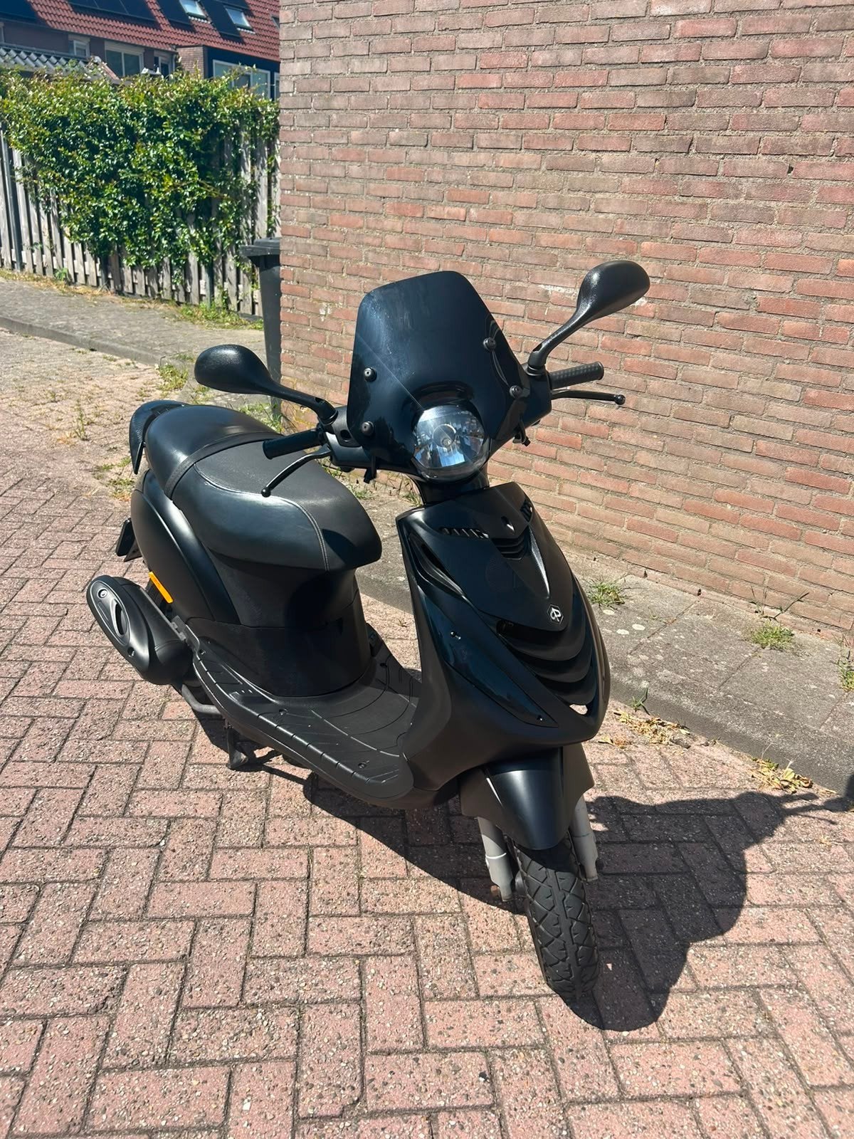 piaggio zip 2000, Fietsen en Brommers, Ophalen, Zip, Benzine