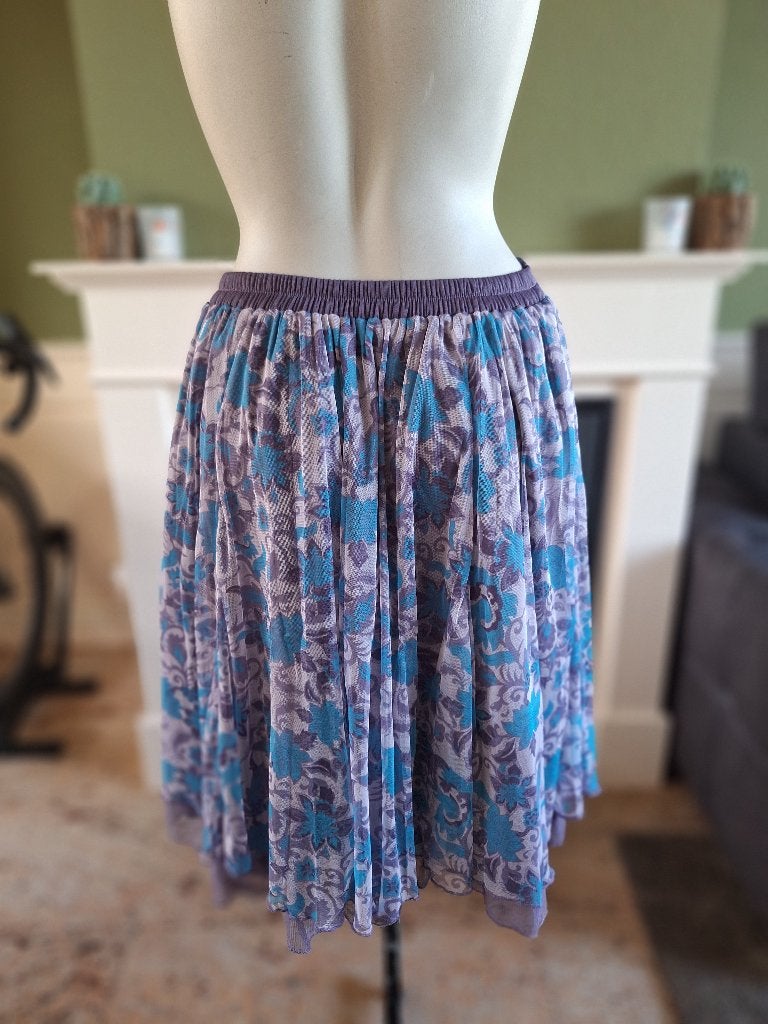 Mais il est ou le soleil ? rok lila blauw dubbel laags M 38, Maat 38/40 (M), Zo goed als nieuw, Knielengte, Mais il est ou le soleil