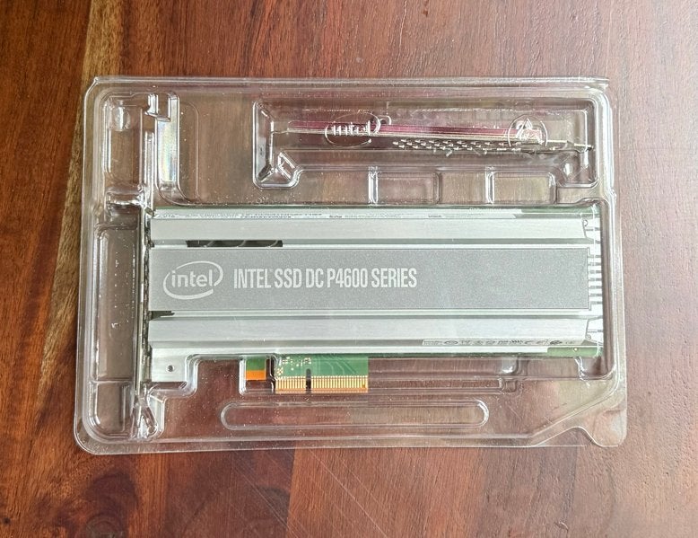 Intel SSD DC P4600 Series 2TB NVMe SSD, Computers en Software, Harde schijven, Intern, Server, SSD, Ophalen of Verzenden