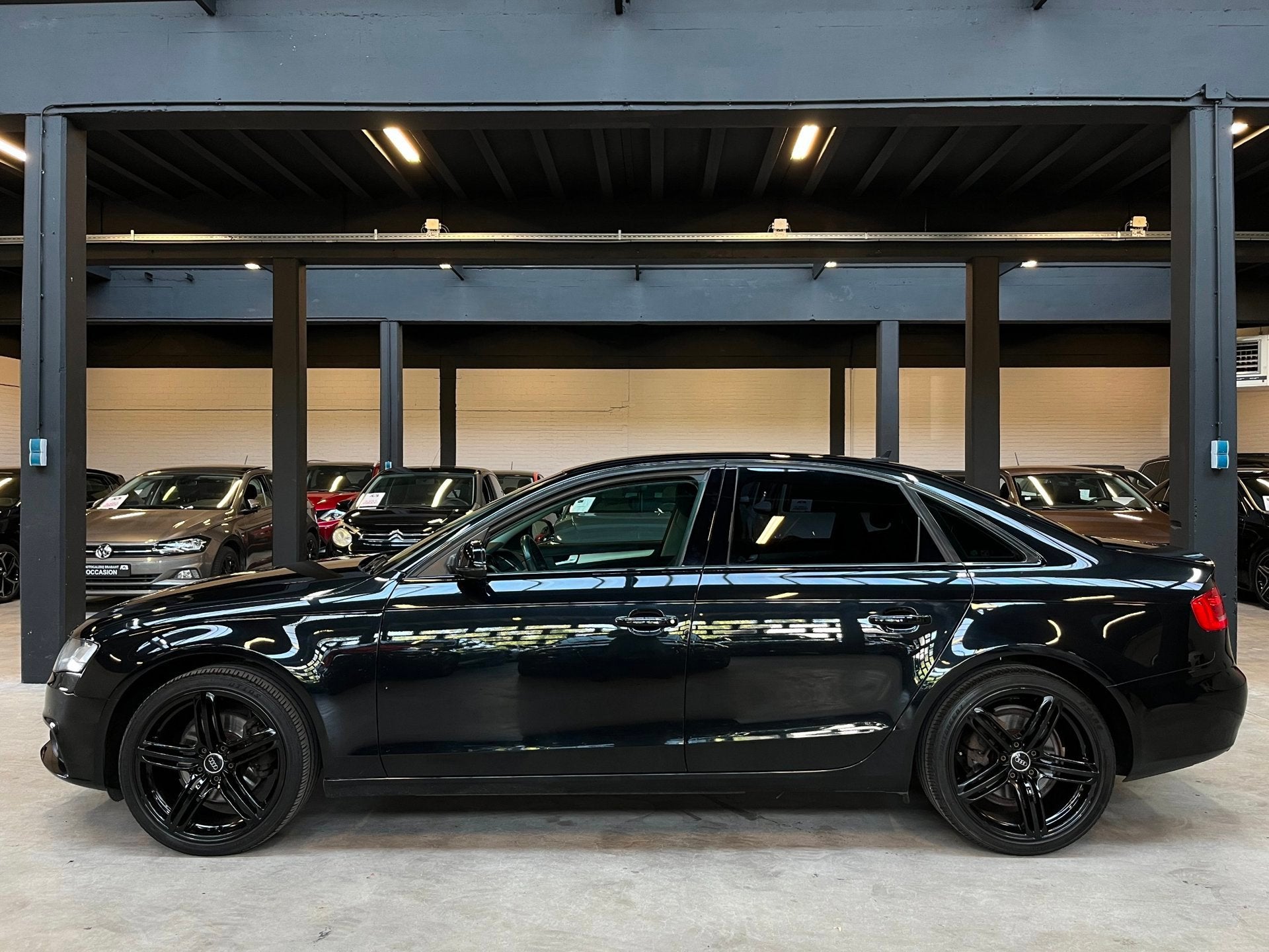Audi A4 Limousine 1.8 TFSI Pro Line NweApk/2eEigenaar/Origin, Auto's, Audi, Euro 5, Gebruikt, 4 cilinders, A4