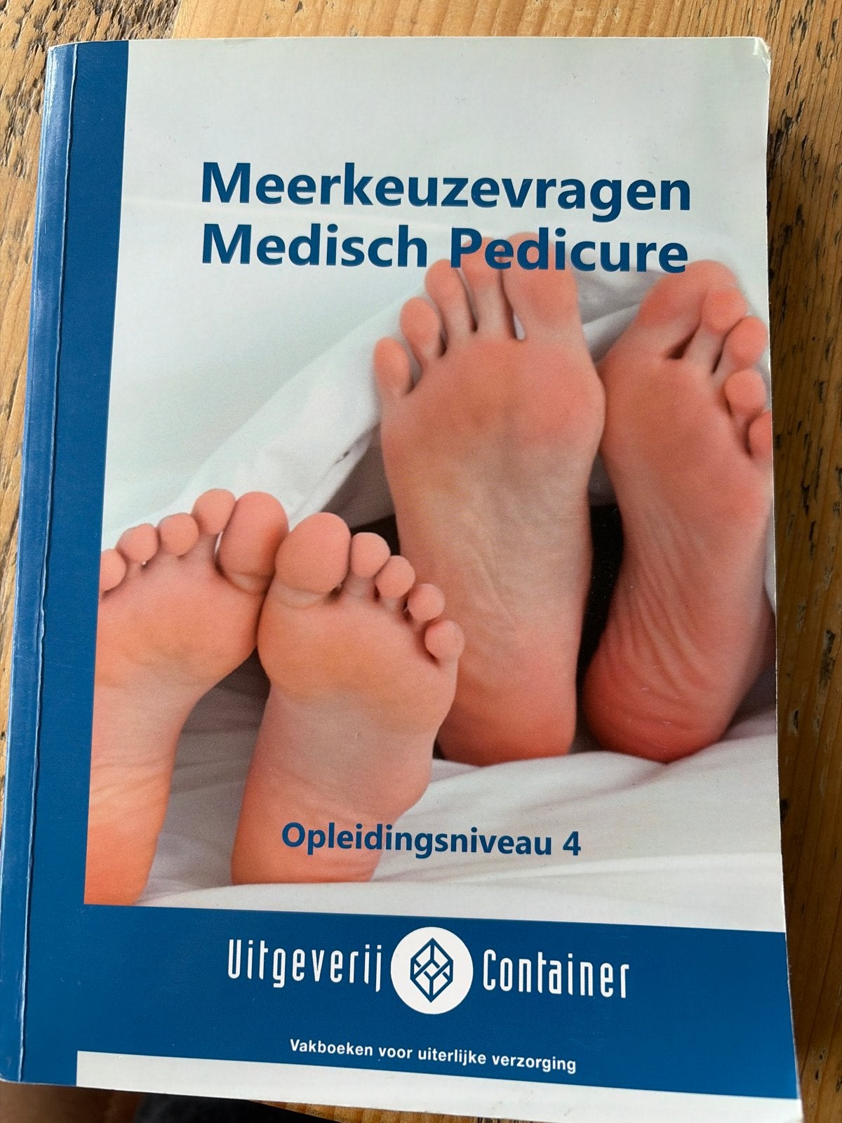 Meerkeuzevragen Medisch Pedicure Opleidingsniveau 4, Ophalen of Verzenden, Zo goed als nieuw, MBO