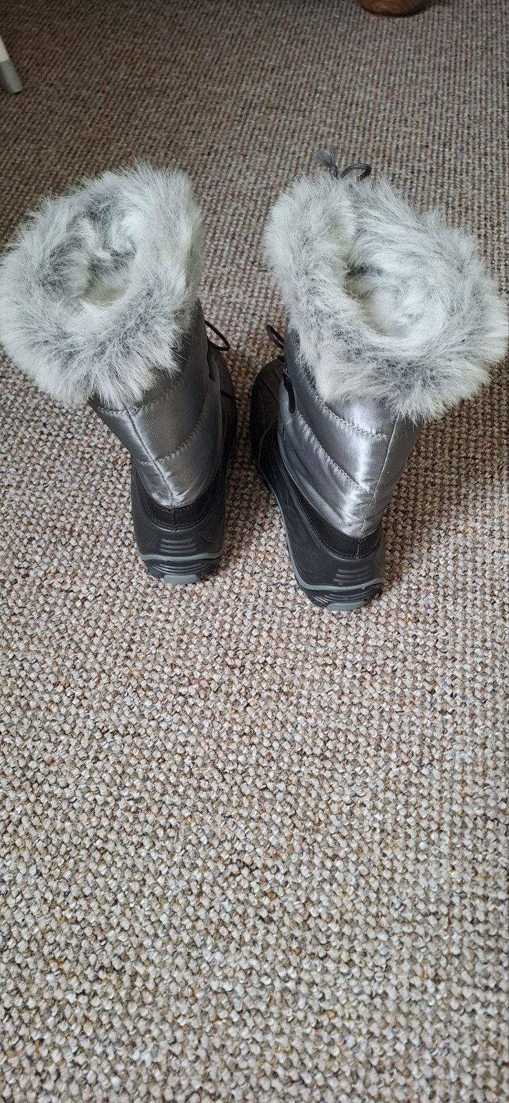 HAWKS Snowboots grijs - Heerlijk warm en waterdicht, Hawks, Zwart, Snowboots, Ophalen of Verzenden