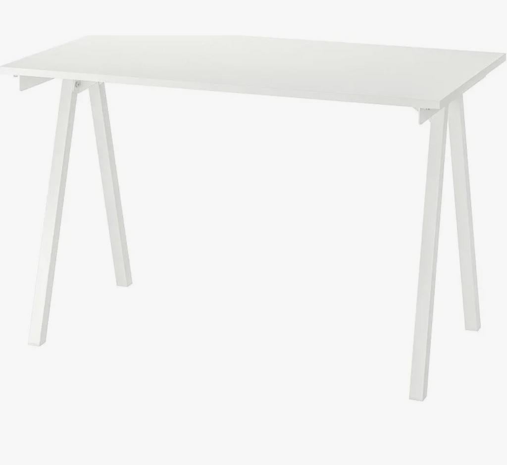 IKEA Trotten Bureau - Zo goed als nieuw, Huis en Inrichting, Bureaus, Ophalen, Spaanplaat of MDF, Zo goed als nieuw, IKEA