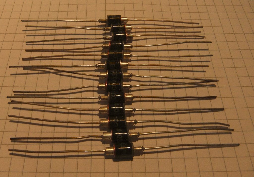 13 x ECO 0302 Diode Silicium halfgeleider / LF 1, Ophalen of Verzenden, Nieuw