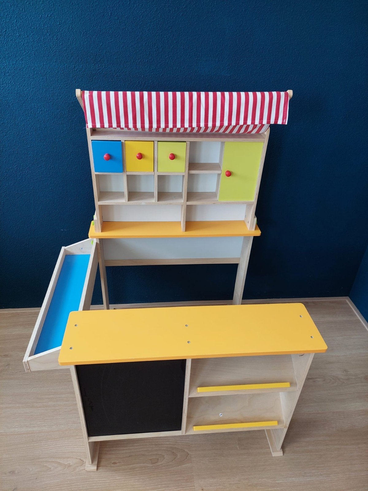 Houten Speelgoedwinkel / Marktkraam voor Kinderen, Ophalen, Zo goed als nieuw, Jongen of Meisje