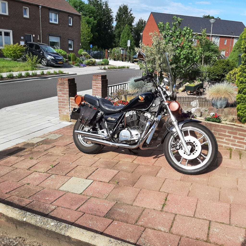 Honda oldtimer, 700 cc, Chopper, Handgeschakeld, 12 t/m 35 kW