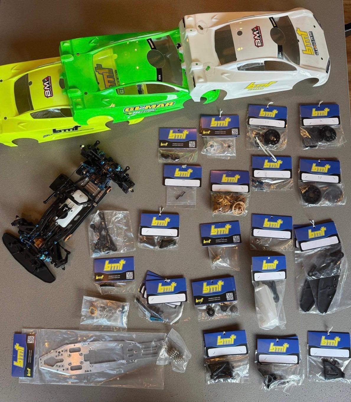 BMT RC Auto met onderdelen en carrosserieën, Overige merken, Auto, Groter dan 1:32, Nieuw