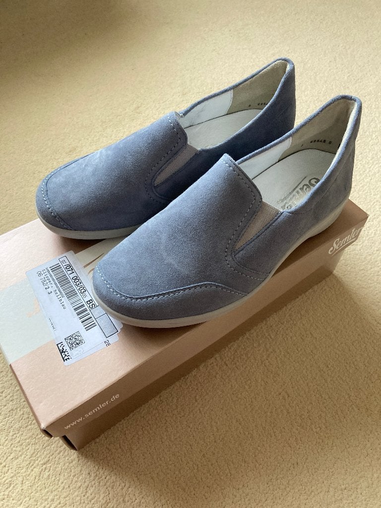 Semler Lichtblauw Instapper Suede - Maat 3 H, Blauw, Ophalen of Verzenden, Semler, Sneakers of Gympen