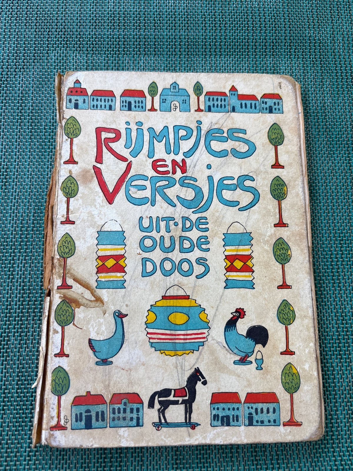 Rijmpjes en Versjes uit de Oude Doos - Vintage Kinderboek, Ophalen of Verzenden, Gelezen, Sprookjes