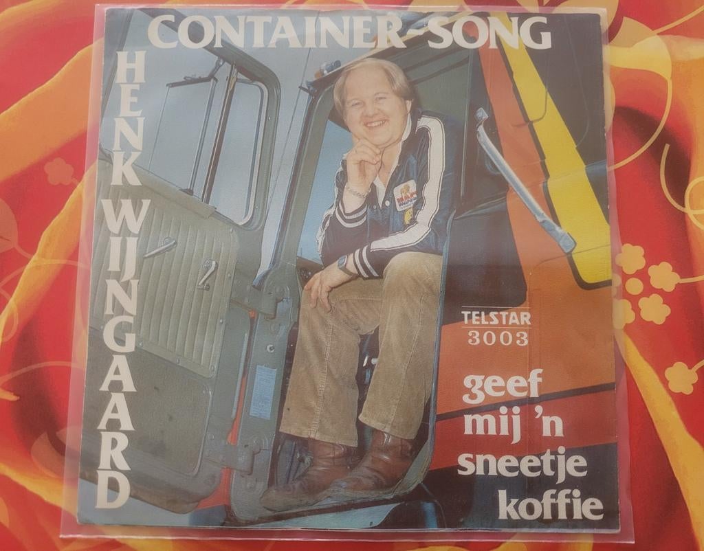 Henk Wijngaard - Containersong/ Geef mij een sneetje ..., Ophalen, Zo goed als nieuw, Overige formaten, Levenslied of Smartlap