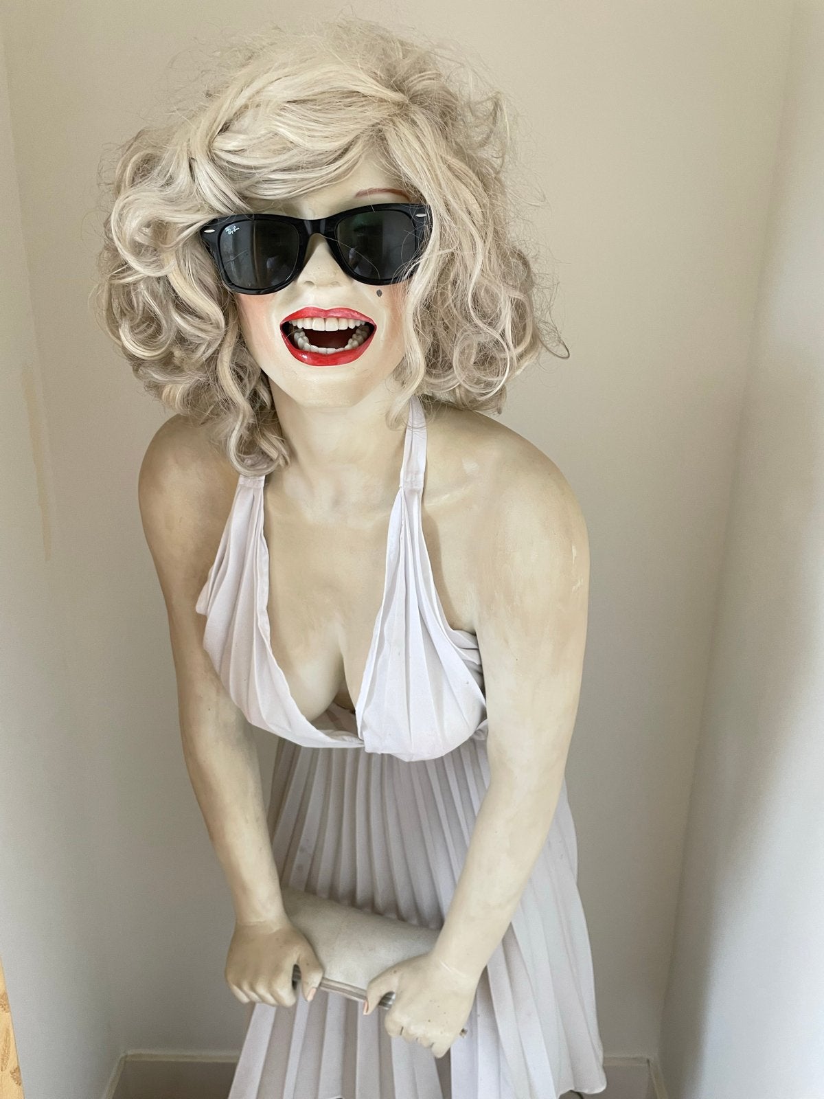 Levensgroot Marilyn Monroe beeld met opwaaiende rok, Verzamelen, Ophalen, Zo goed als nieuw