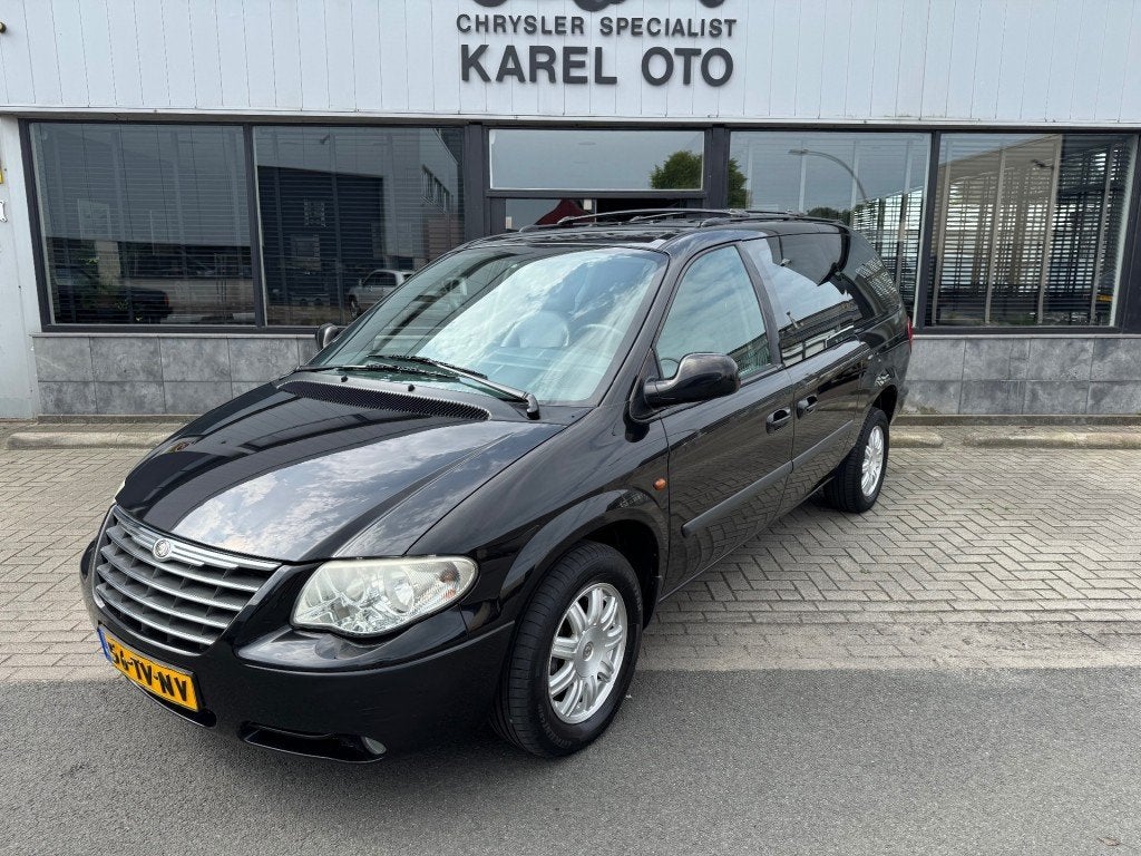 Chrysler GRAND VOYAGER 3.3i V6 New York Edition, 3301 cc, 450 kg, Gebruikt, 7 stoelen