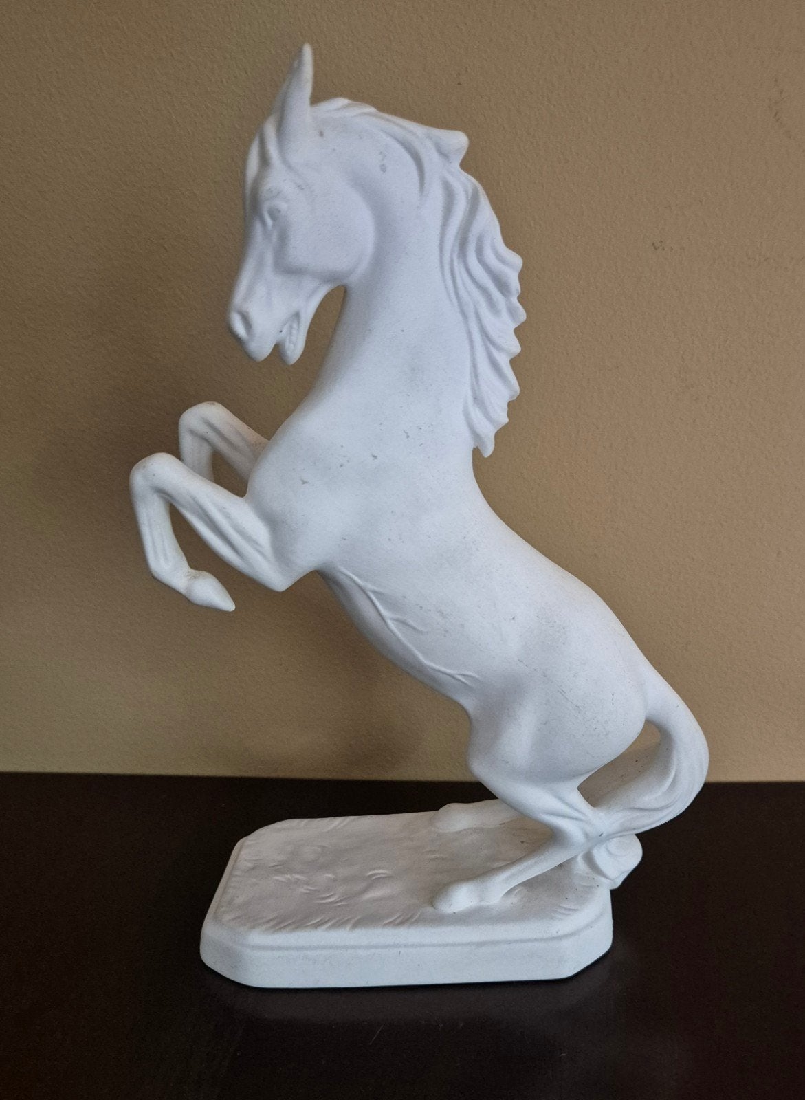 Goebel Paard Beeldje - Wit Keramiek - Opgevoerde Hengst, Ophalen of Verzenden