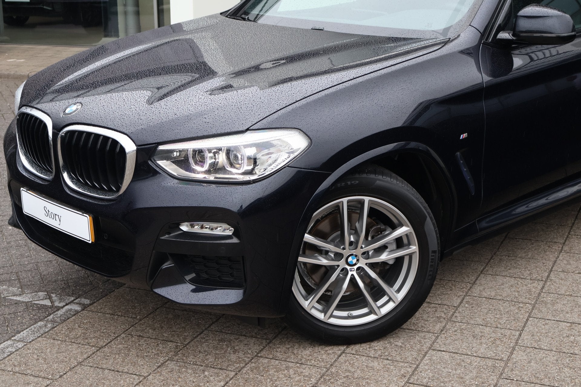 BMW X3 xDrive20i High Executive M Sport Automaat / Sportstoe, Auto's, Gebruikt, 4 cilinders, Zwart, Bedrijf