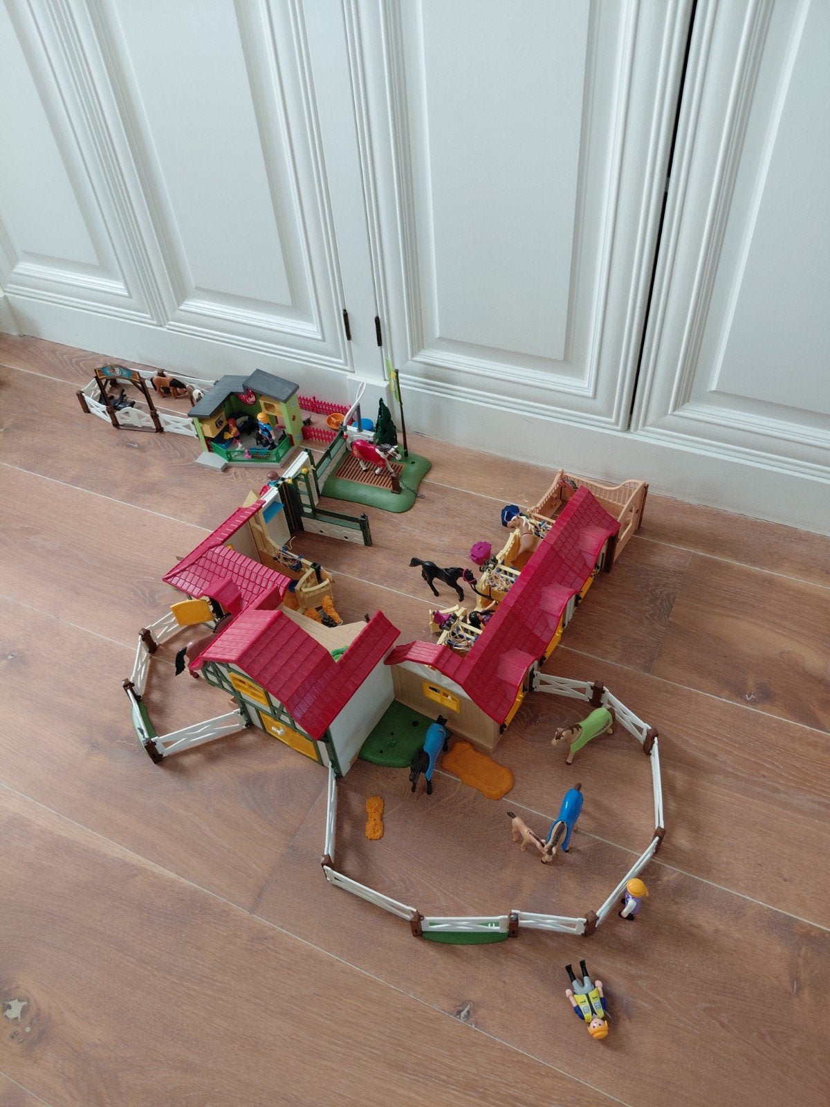 Grote Playmobil paardenstal en manege set, Ophalen of Verzenden, Gebruikt, Jongen of Meisje