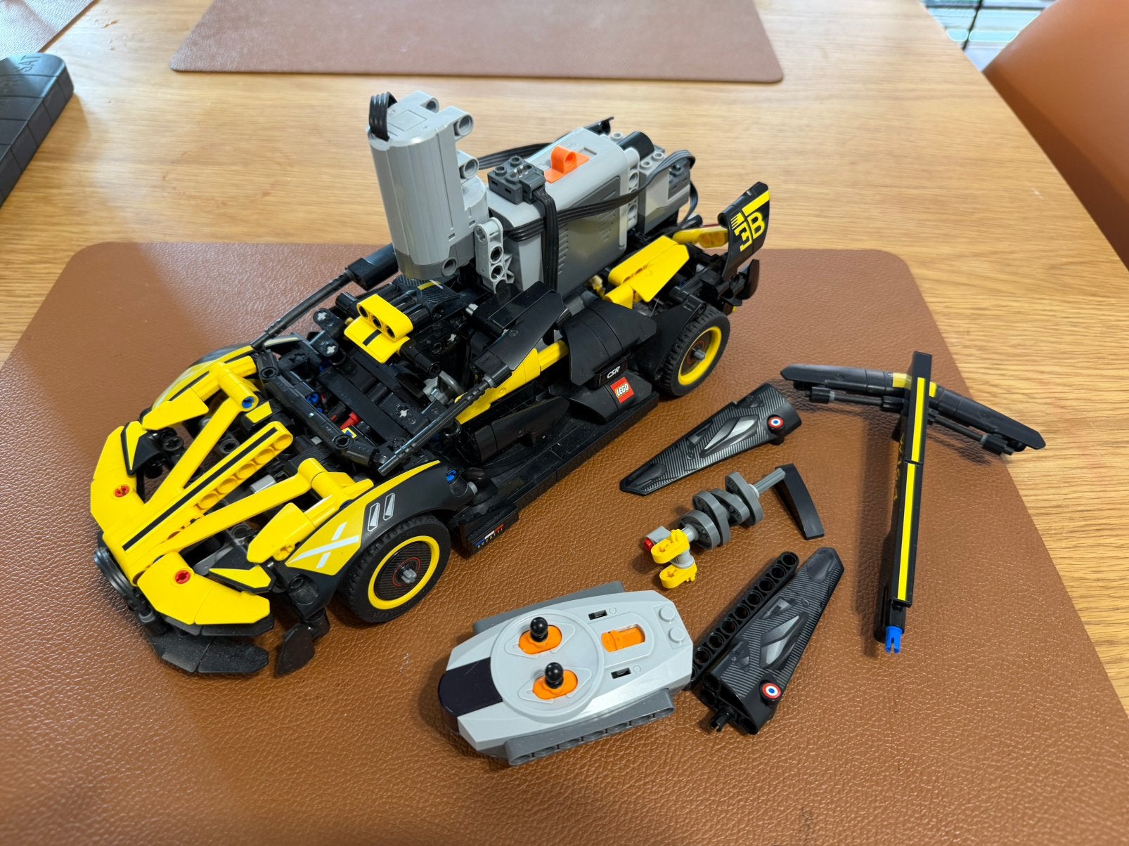 Modded RC Lego Technic Bugatti 42151, Ophalen of Verzenden, Zo goed als nieuw
