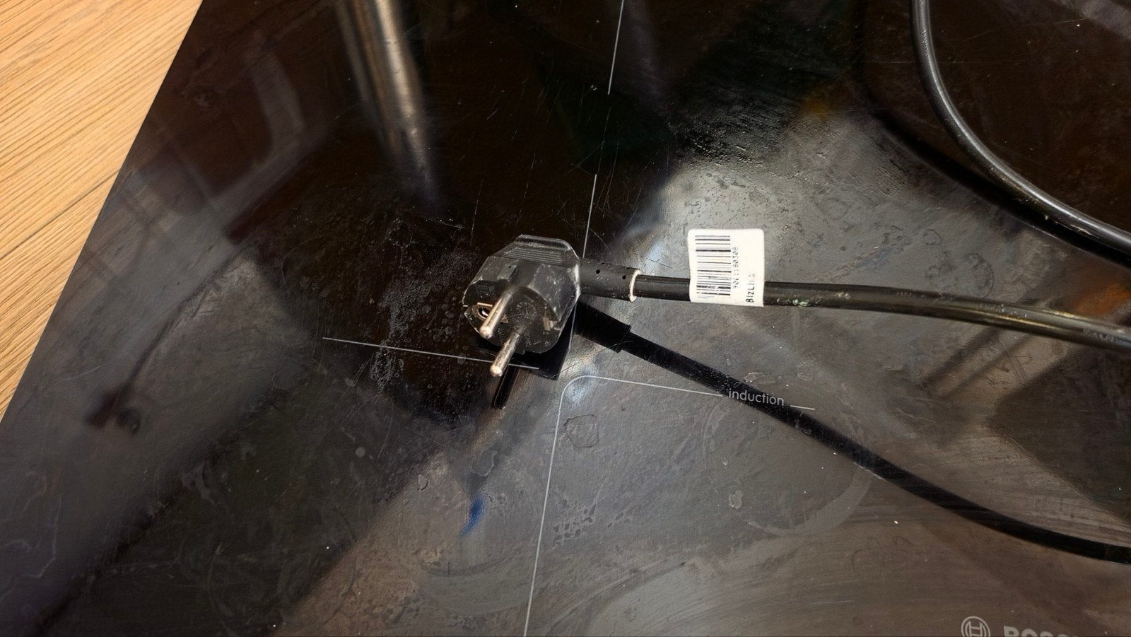 Bosch Inductie Kookplaat PUE731BF5E - Glasplaat defect, Ophalen, Gebruikt, 4 kookzones, Inbouw