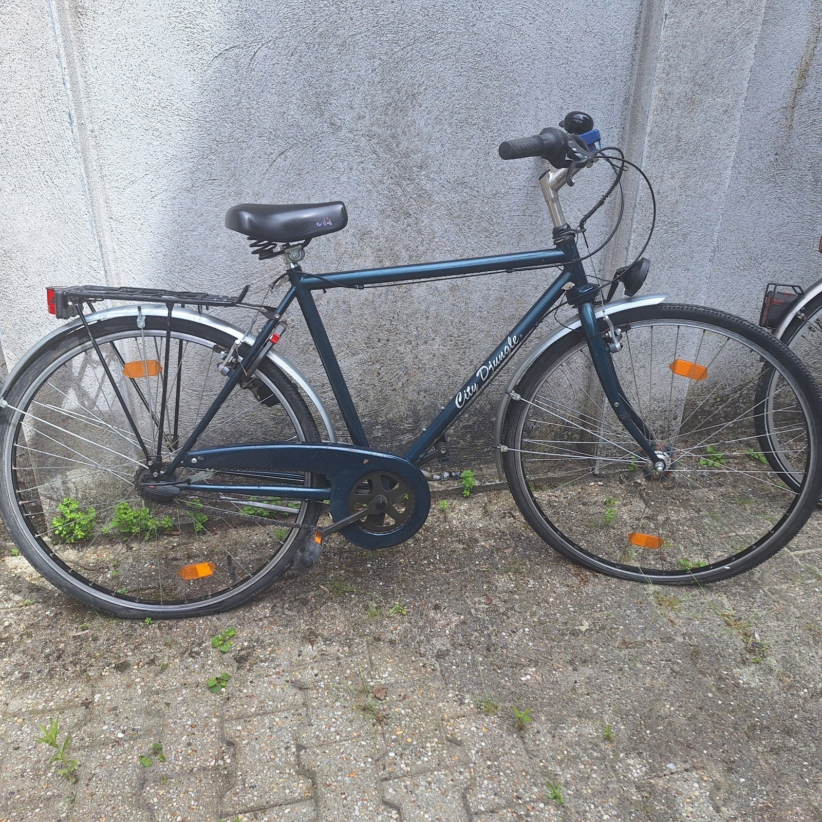2 fietsen (wheeler) en diverse fietsonderdelen, Ophalen, Gebruikt