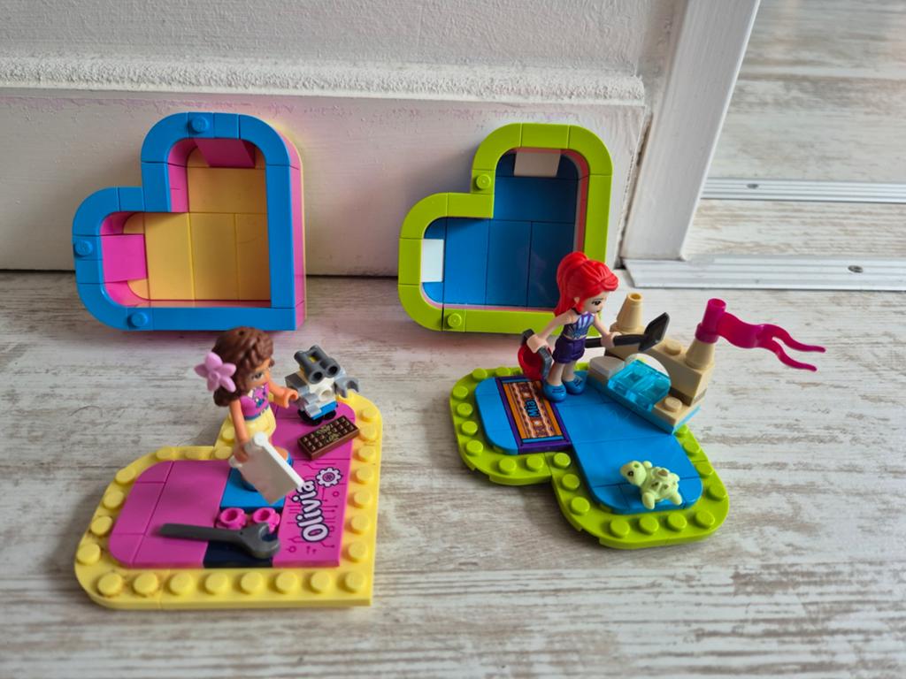 Lego Friends Hartdoosjes Olivia en Mia, Ophalen, Zo goed als nieuw, Lego
