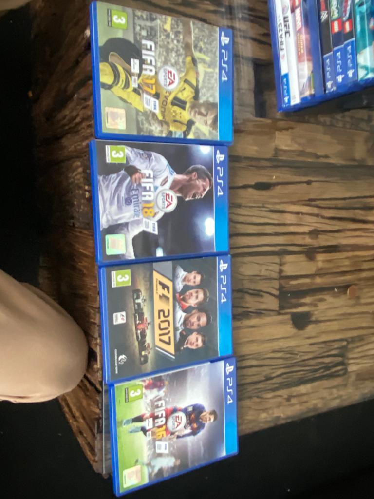 Ps4 spellen plus standaard, Ophalen of Verzenden