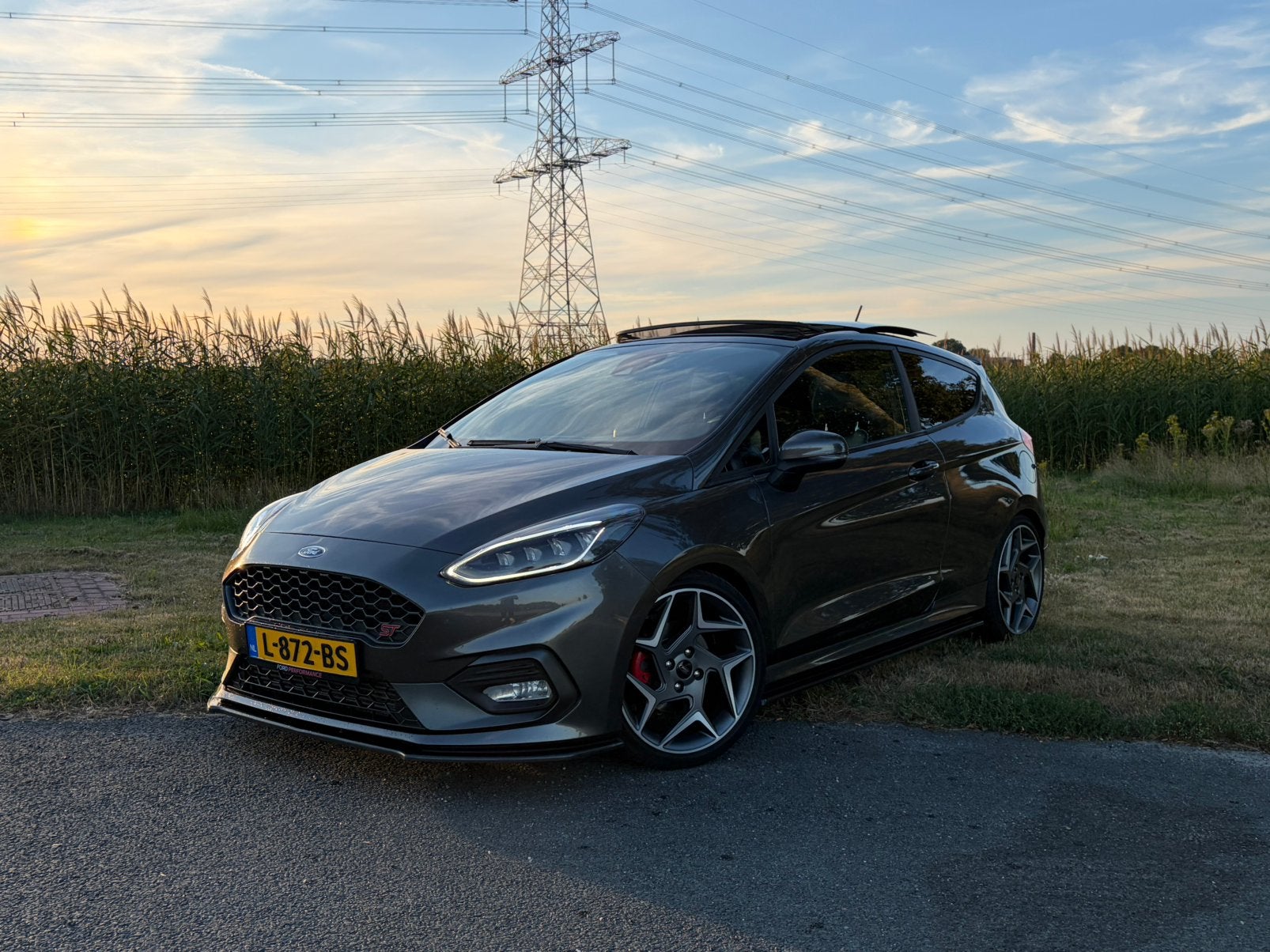 Ford Fiësta ST3 / Alle opties! / Pano /200pk/ Performance, Auto's, Ford, Voorwielaandrijving, Euro 5, Zwart, 14 km/l