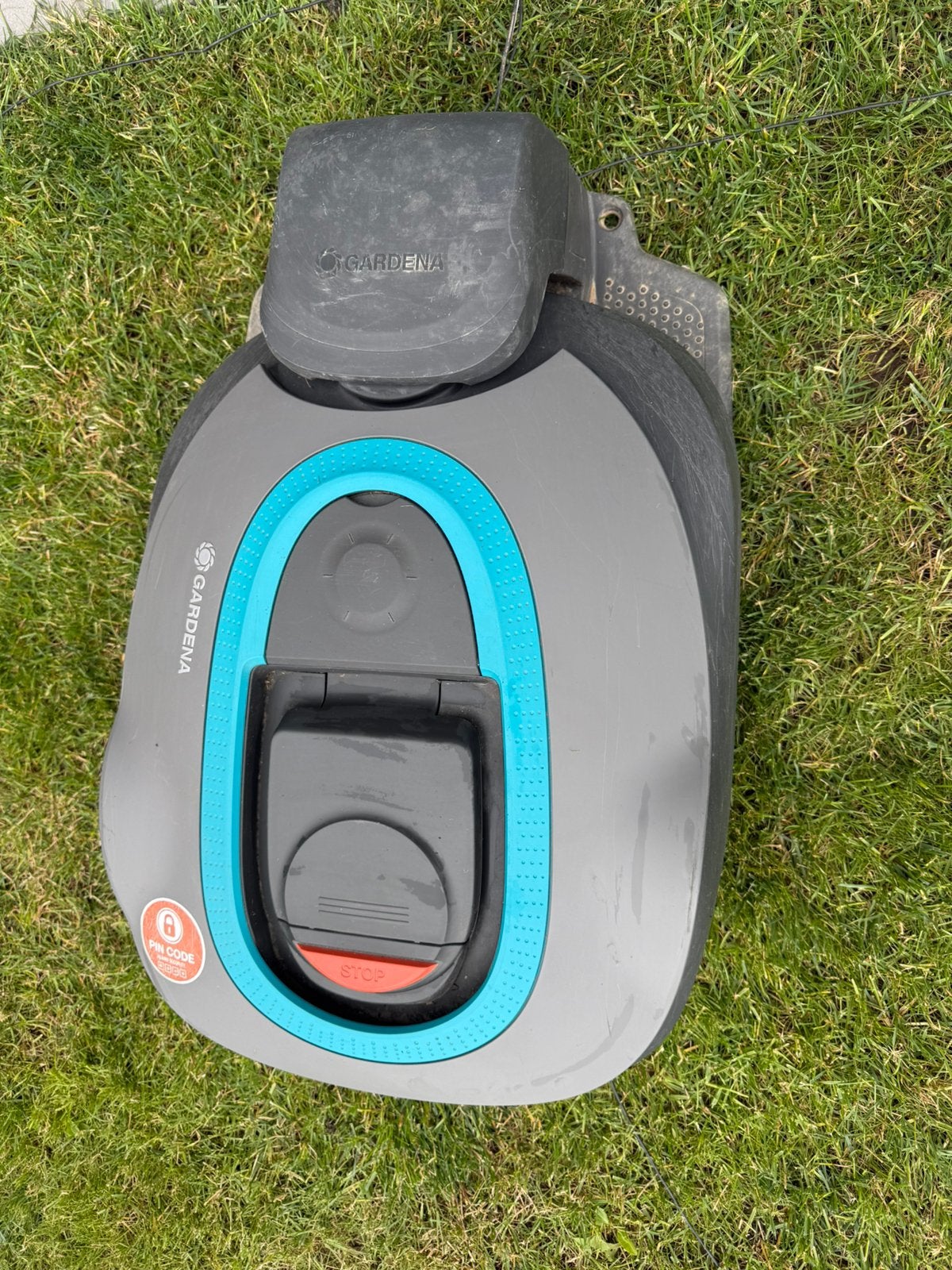 Robotmaaier gardena tot 1500m2, Ophalen, Zo goed als nieuw