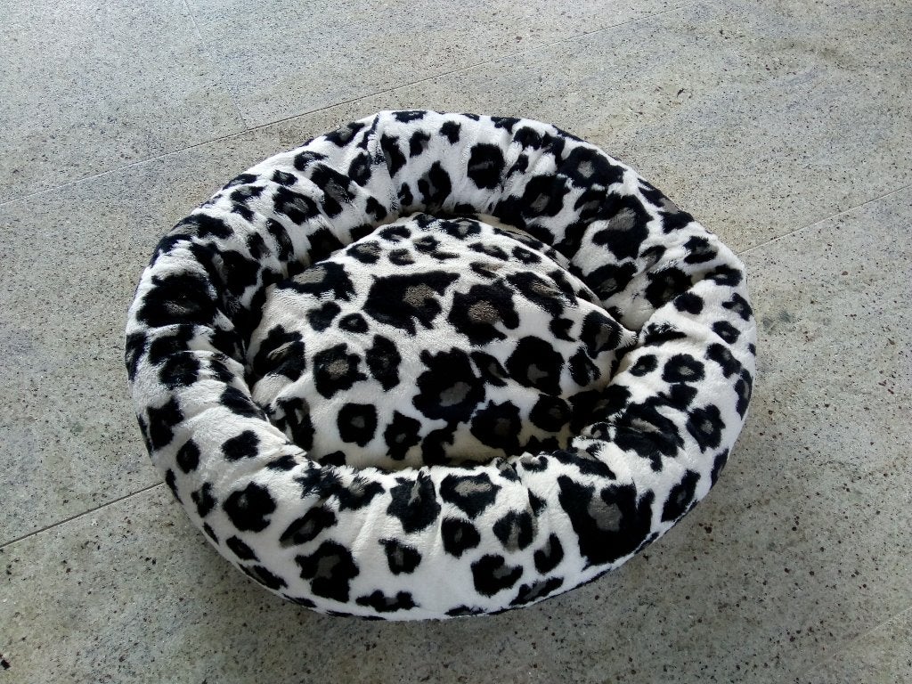 Ronde pluche kattenmand / donut mand, Dieren en Toebehoren, Kattenmanden, Ophalen of Verzenden, Gebruikt, Pluche