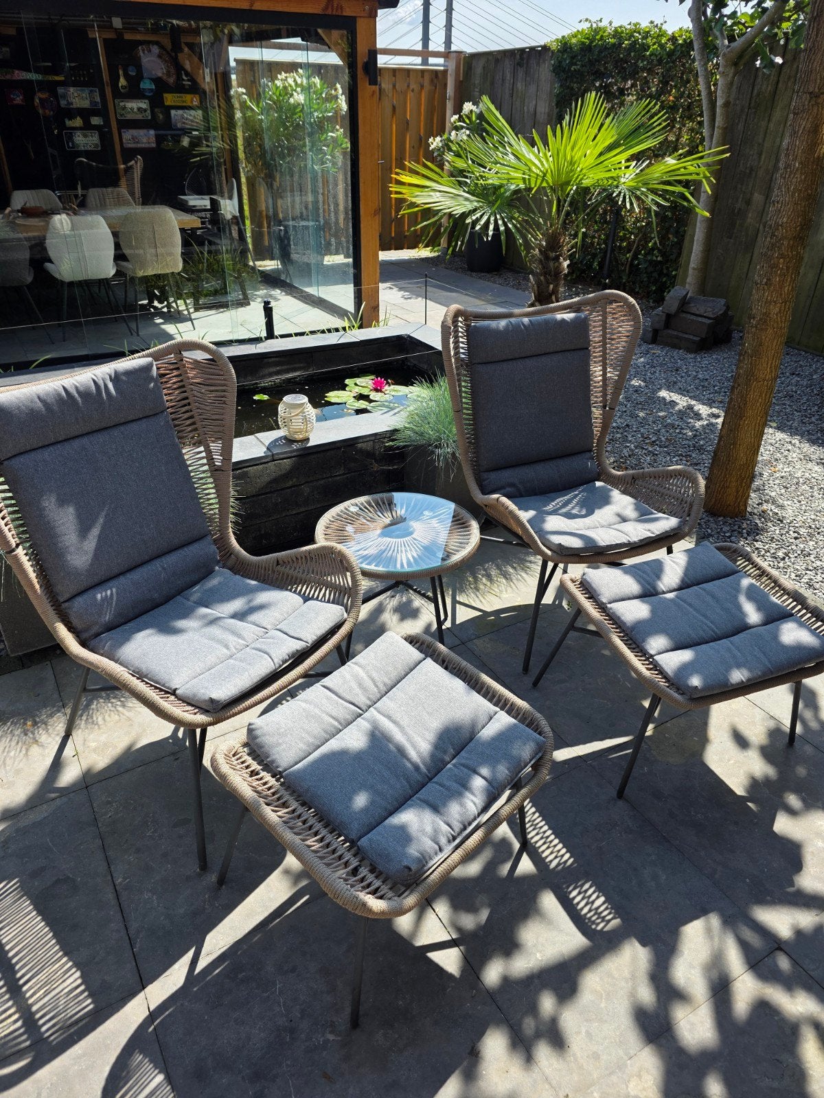 Wicker Tuinstoelen met Voetenbankjes en Bijzettafel, Tuin en Terras, Bijzettafel, Zo goed als nieuw, Wicker, Tuinset