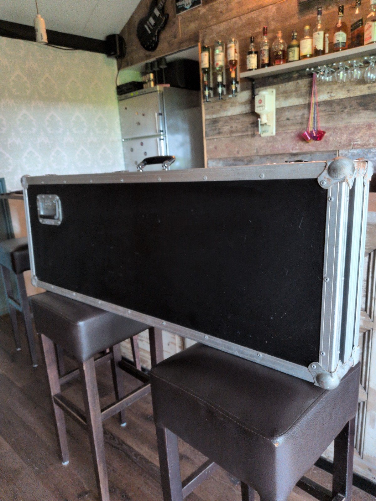 Robuuste Flightcase voor Basgitaar - Goede Staat, Muziek en Instrumenten, Ophalen, Gebruikt, Elektrische basgitaar, Flightcase