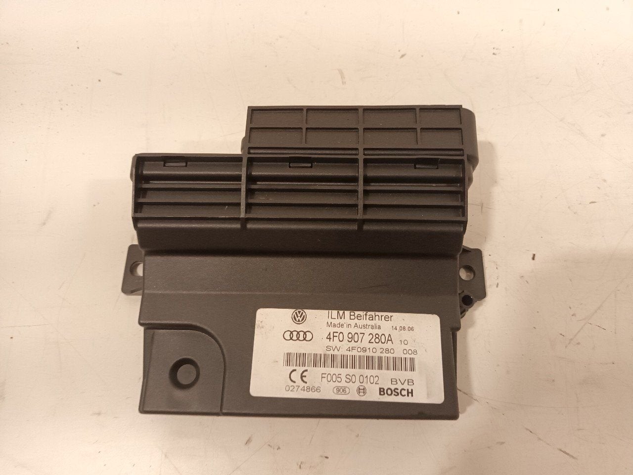 Computer body control Audi S6, Onderdelen@venauto.nl, Van der Ven Autorecycling B.V., Gebruikt, Ettenseweg 76, 4706 PB Roosendaal, The Netherlands