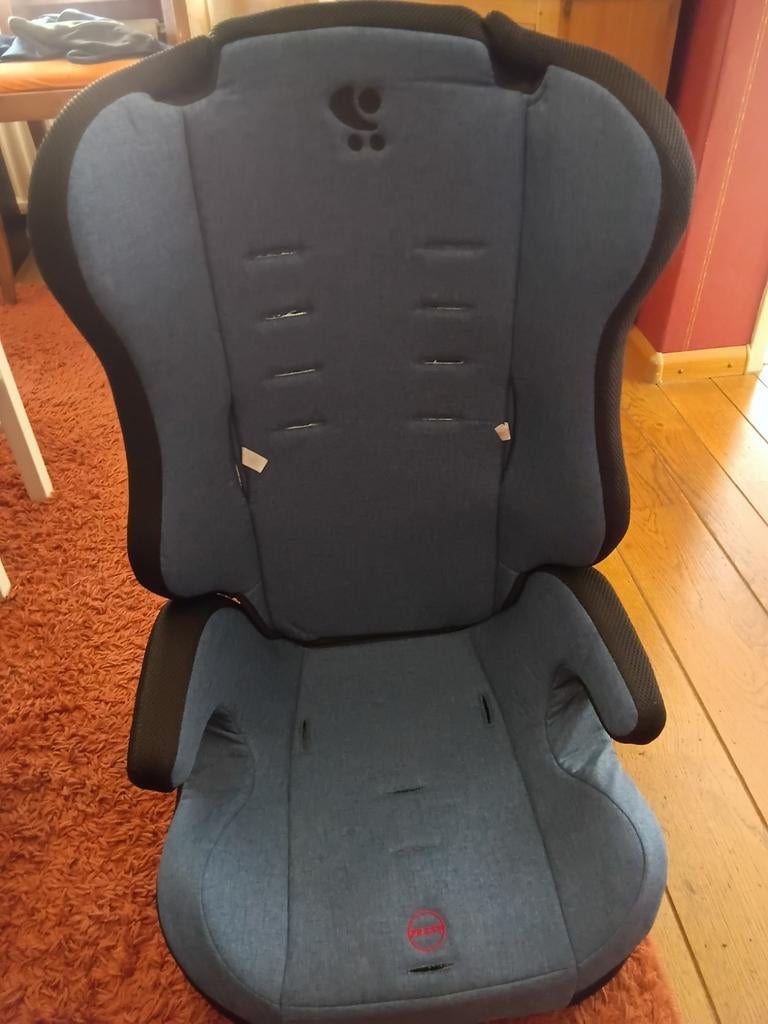 Autostoeltje met isofix bevestiging, Kinderen en Baby's, Autostoeltjes, Afneembare rugleuning, Zo goed als nieuw, 9 t/m 36 kg