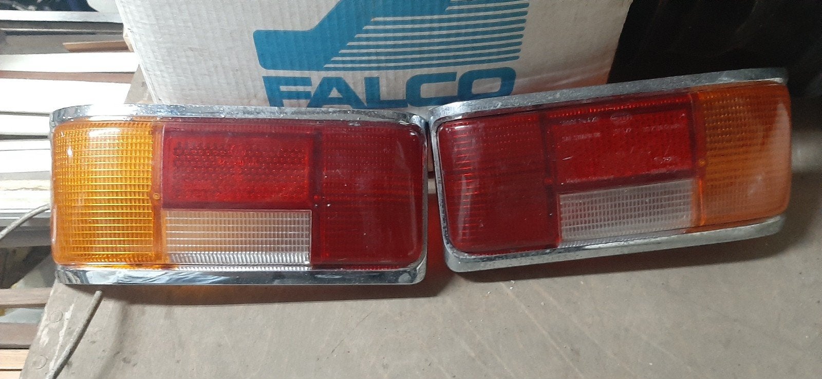 Mercedes w114/w115 achterlichten, Ophalen, Gebruikt, Mercedes-Benz