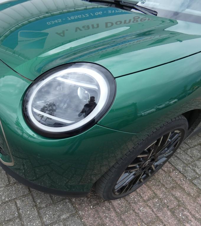 Mini COOPER SE COOPER SE FAVOURED M 54.2KWH,Pano,Led,Navi,Ca, Automaat, Gebruikt, Overige modellen, 4 stoelen