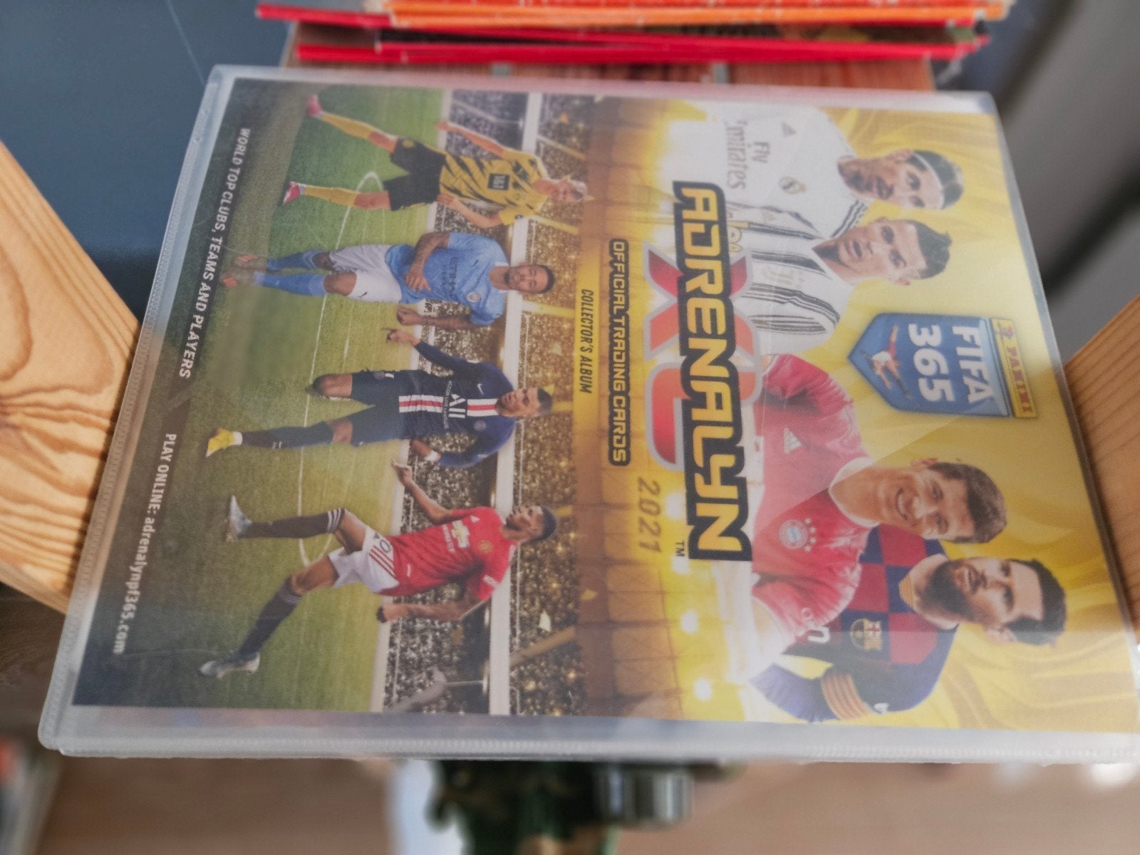 Panini FIFA 365 Adrenalyn XL 2021 Verzamelalbum met kaarten, Ophalen of Verzenden, Zo goed als nieuw, Buitenlandse clubs, Spelerskaart
