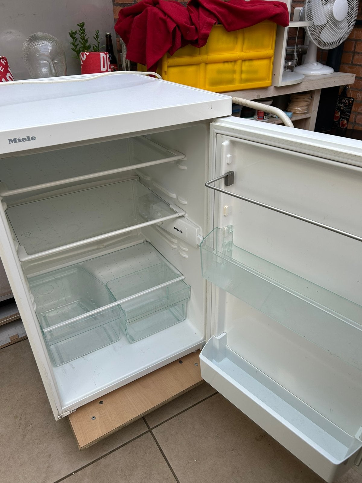 Miele koelkast, Witgoed en Apparatuur, 100 tot 150 liter, 45 tot 60 cm, Ophalen, 85 tot 120 cm