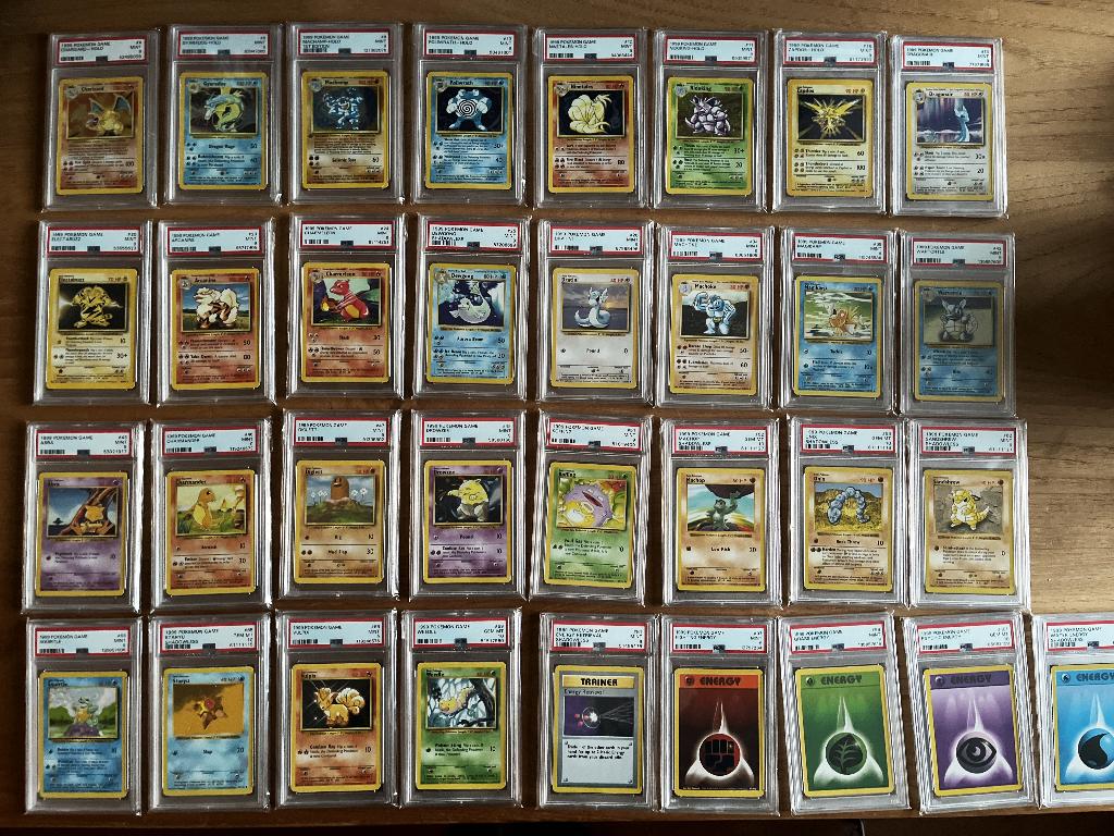 1999 Pokémon Base Set - PSA 9+ Collectie - 33/102 kaarten, Ophalen of Verzenden, Zo goed als nieuw, Meerdere kaarten