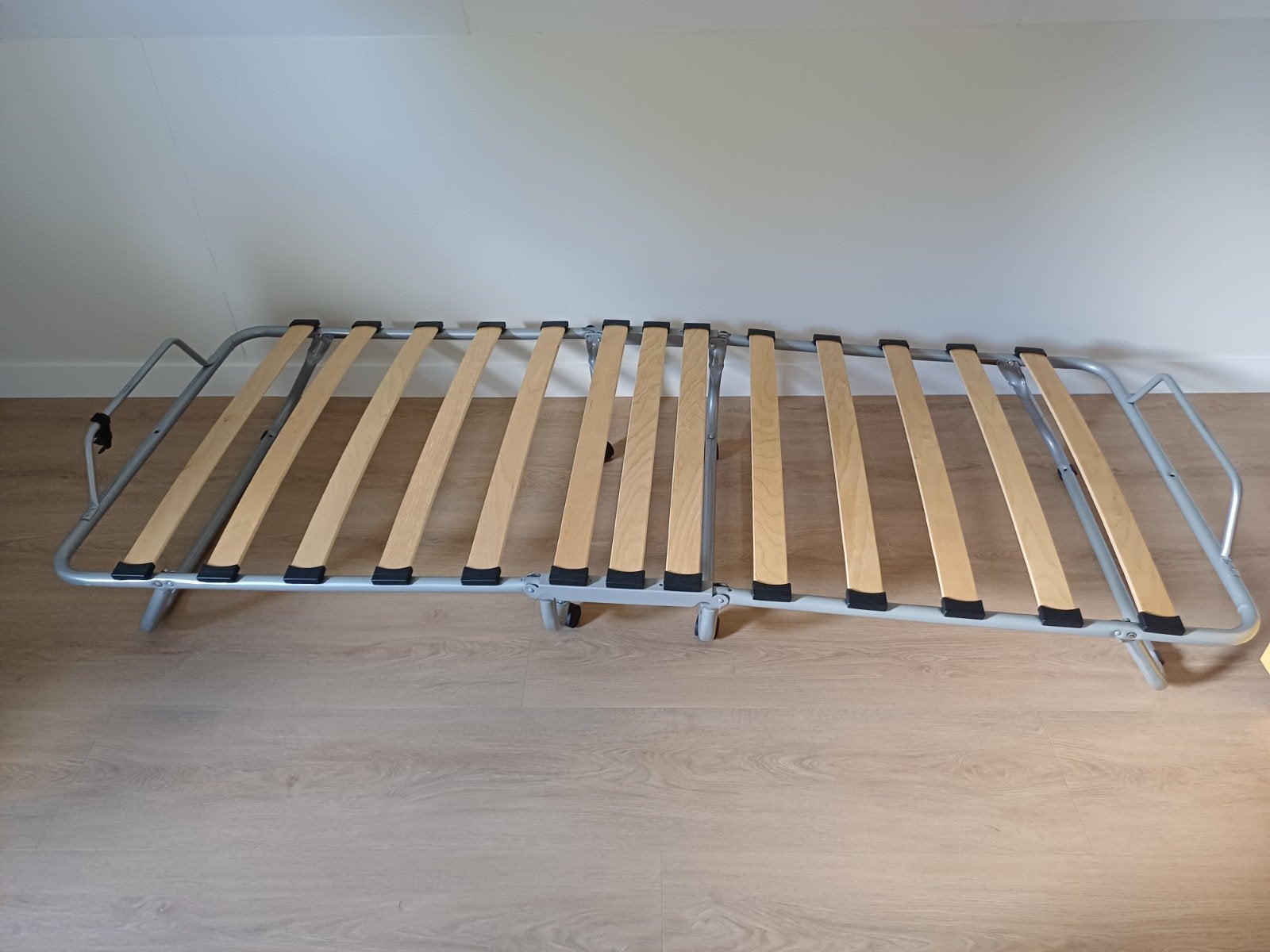 Opklap bed, Ophalen, Eenpersoons, 190 cm of minder, Zo goed als nieuw
