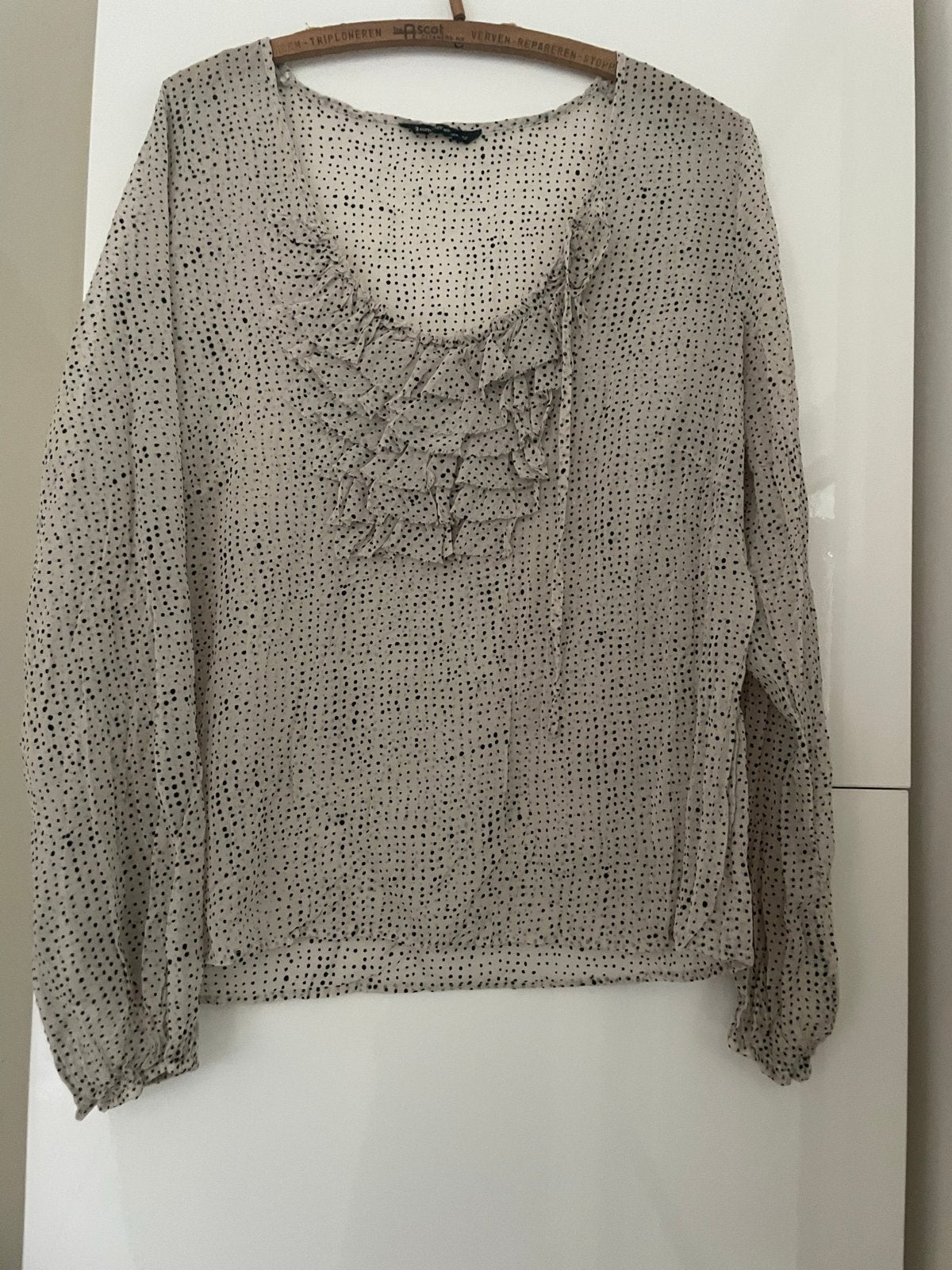 Summum blouse maat 42 met stippenprint, Kleding | Dames, Ophalen of Verzenden, Gedragen, Maat 42/44 (L), Beige