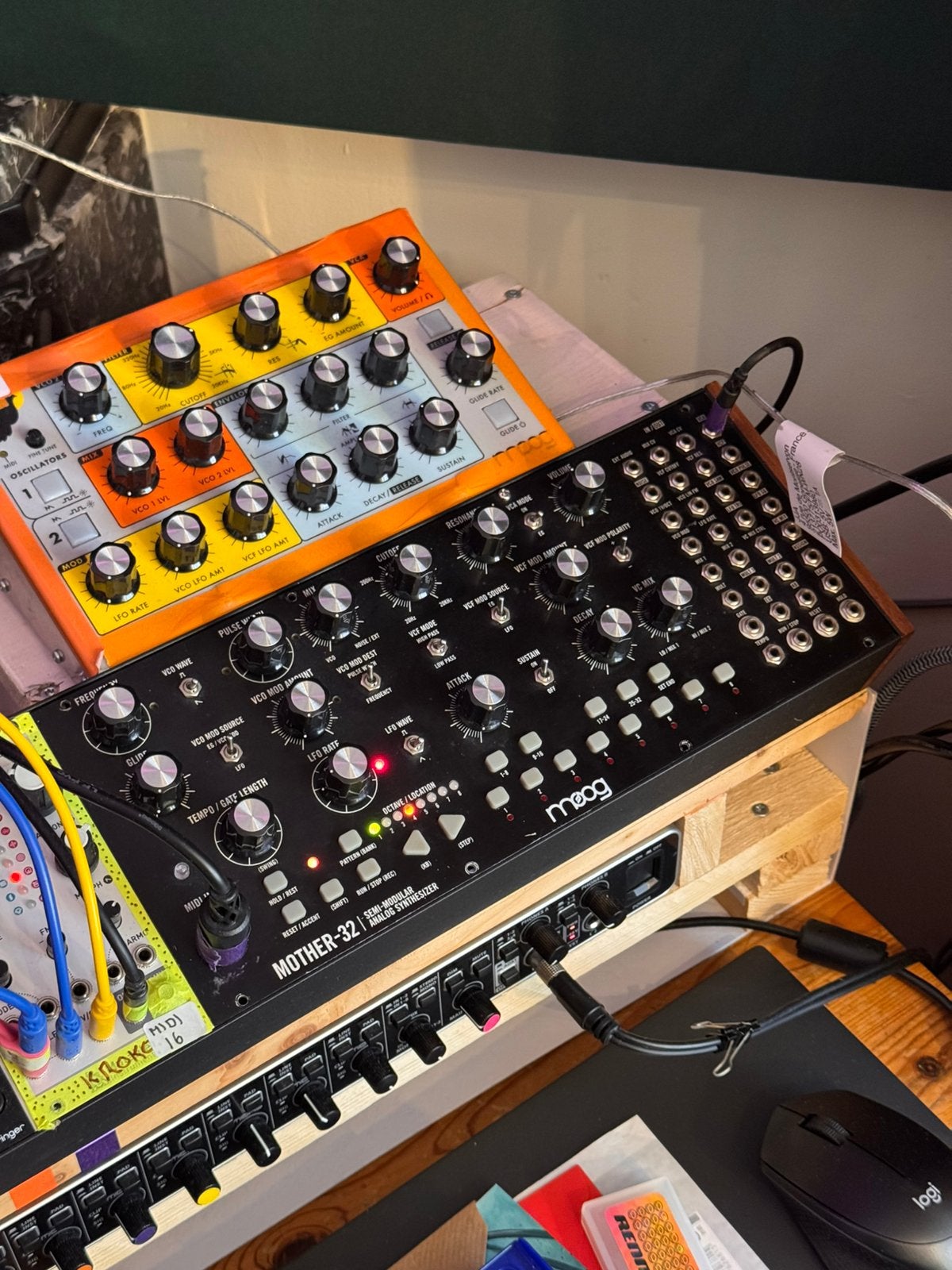 Moog Mother 32 eurorack module, Overige aantallen, Zo goed als nieuw, Met midi-aansluiting, Ophalen